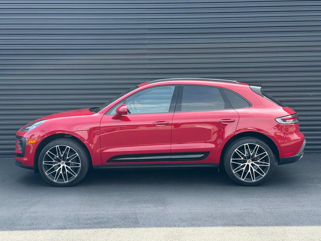 Used 2024 Porsche Macan SUV