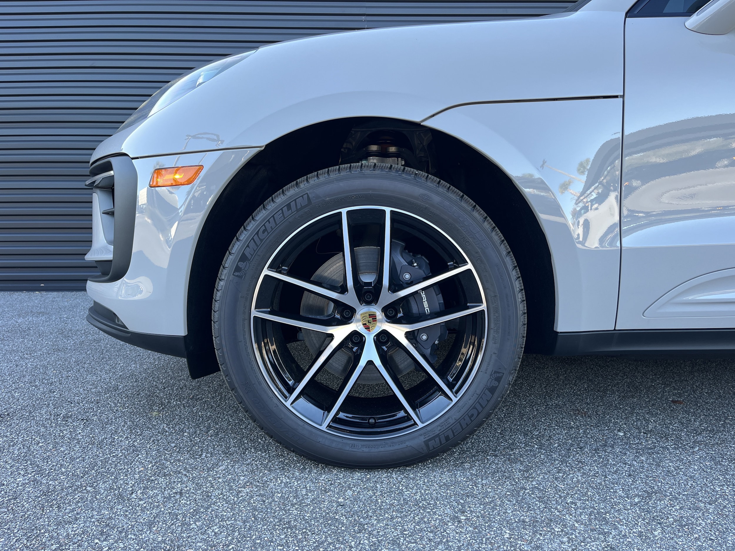 2026 Porsche Macan Base - Photo 11