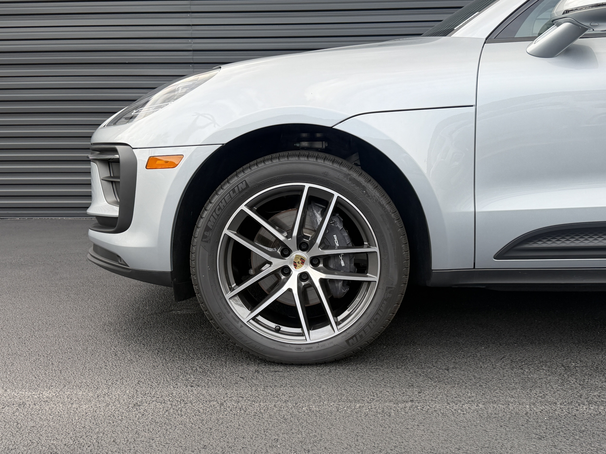 2026 Porsche Macan Base - Photo 11