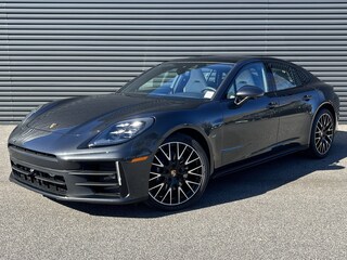 2026 Porsche Panamera 4