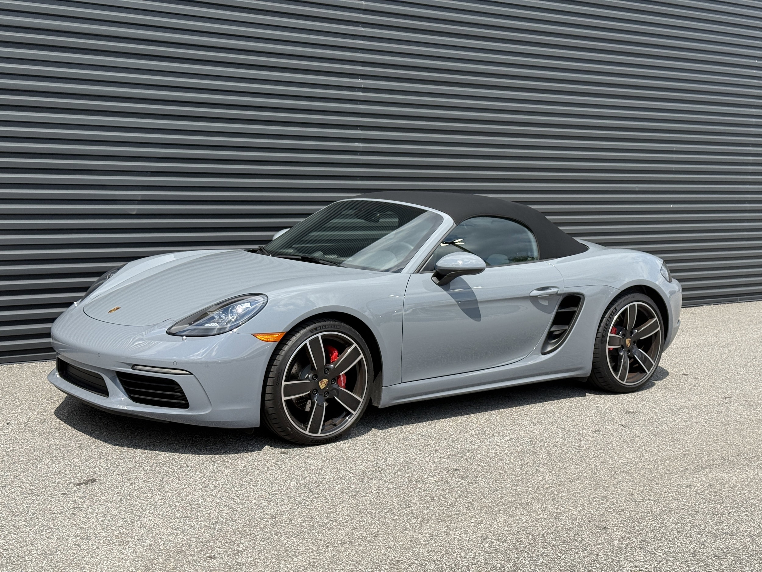 2024 Porsche 718 Boxster S