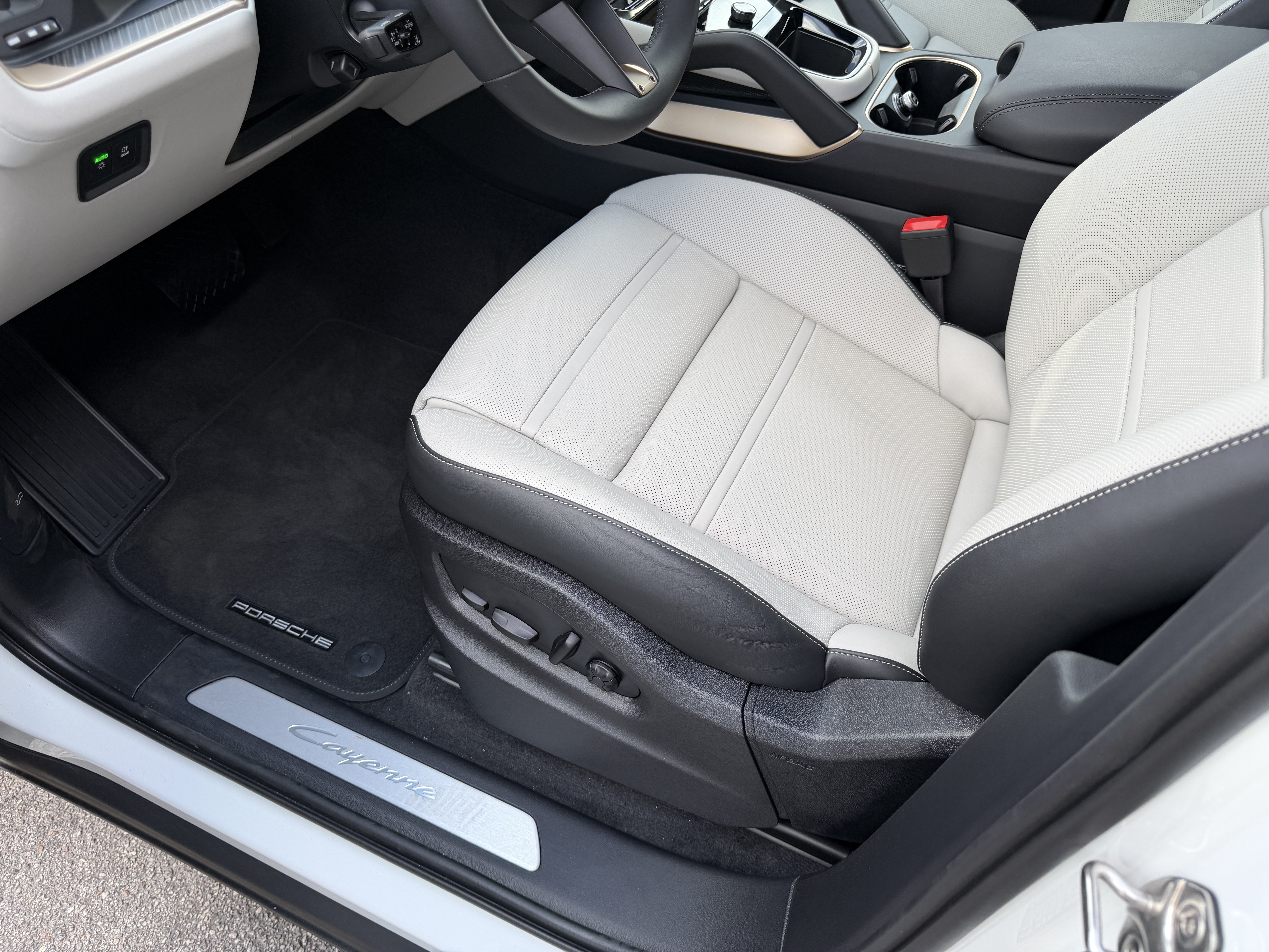 2026 Porsche Cayenne Coupe Base - Photo 14