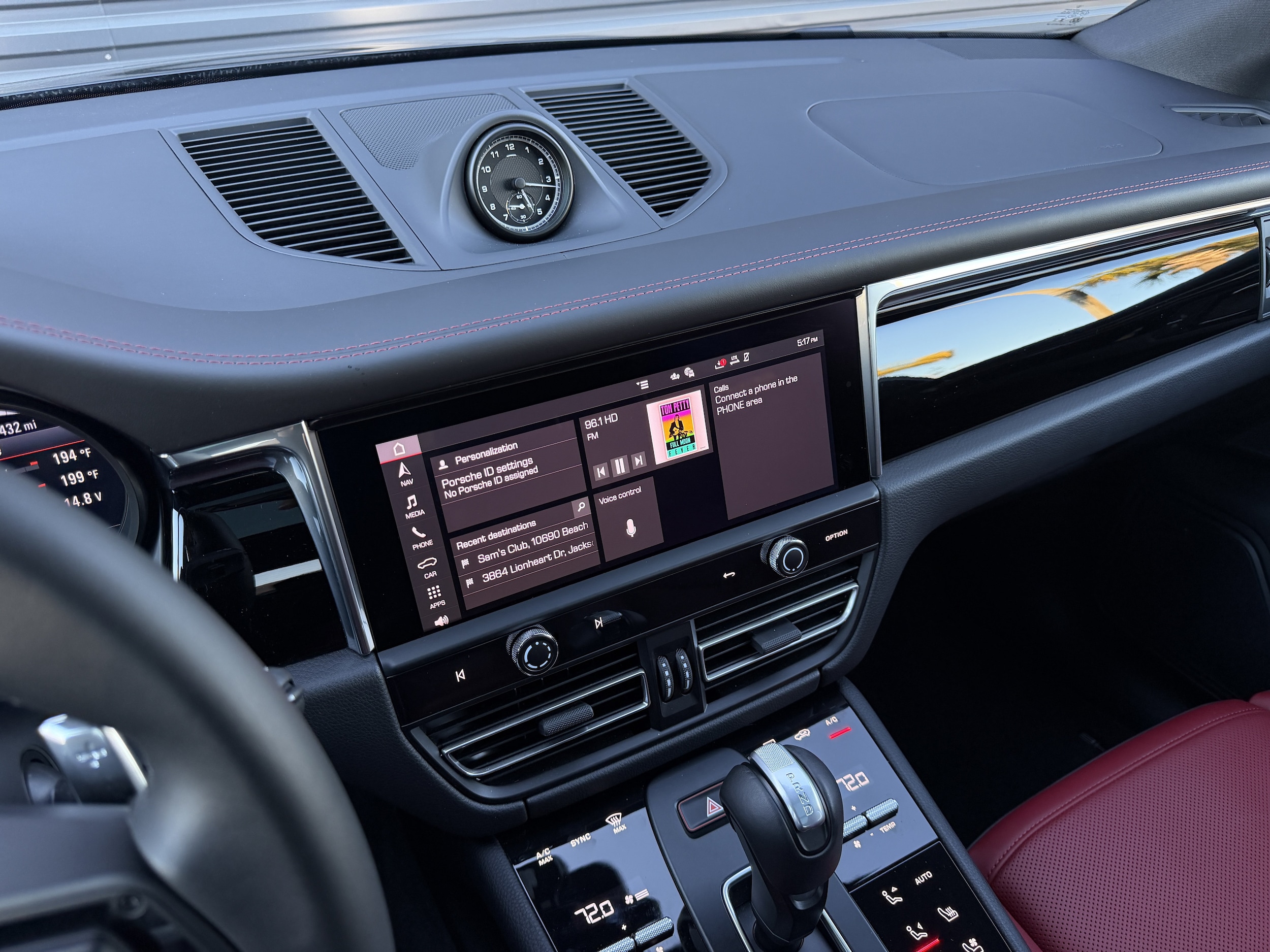 2026 Porsche Macan Base - Photo 31