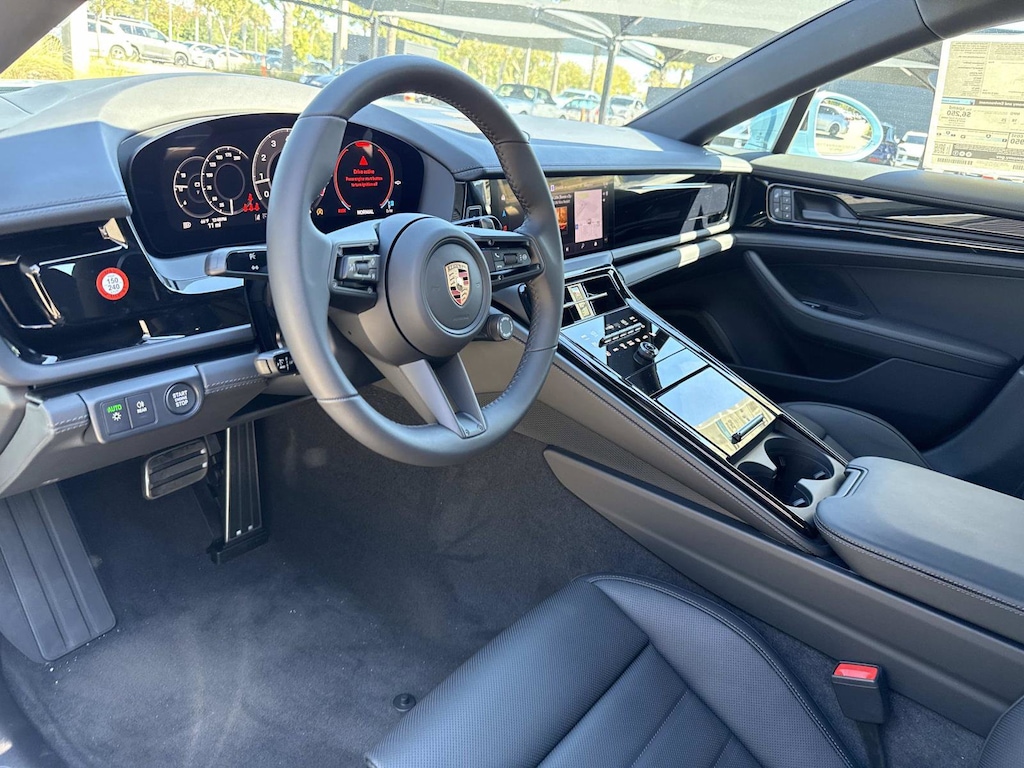 New 2026 Porsche Panamera 4