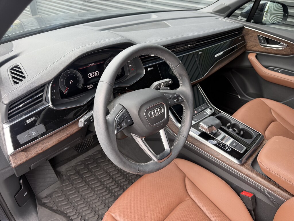 Used 2025 Audi Q7 45 Premium Plus SUV