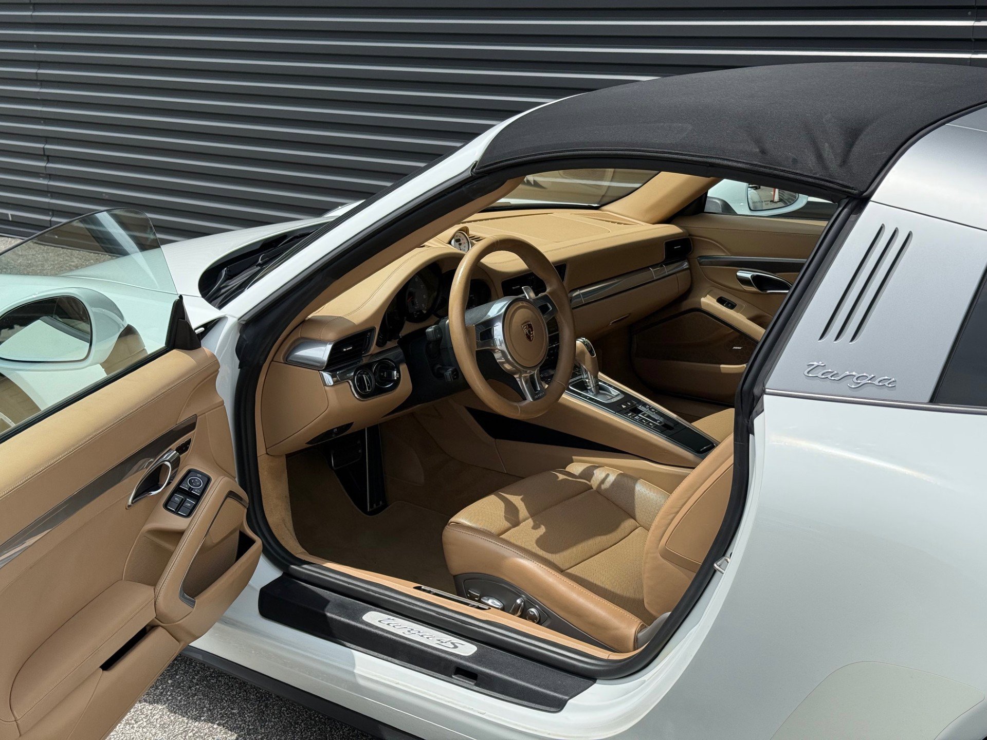 2014 Porsche 911 Targa 4S photo 4