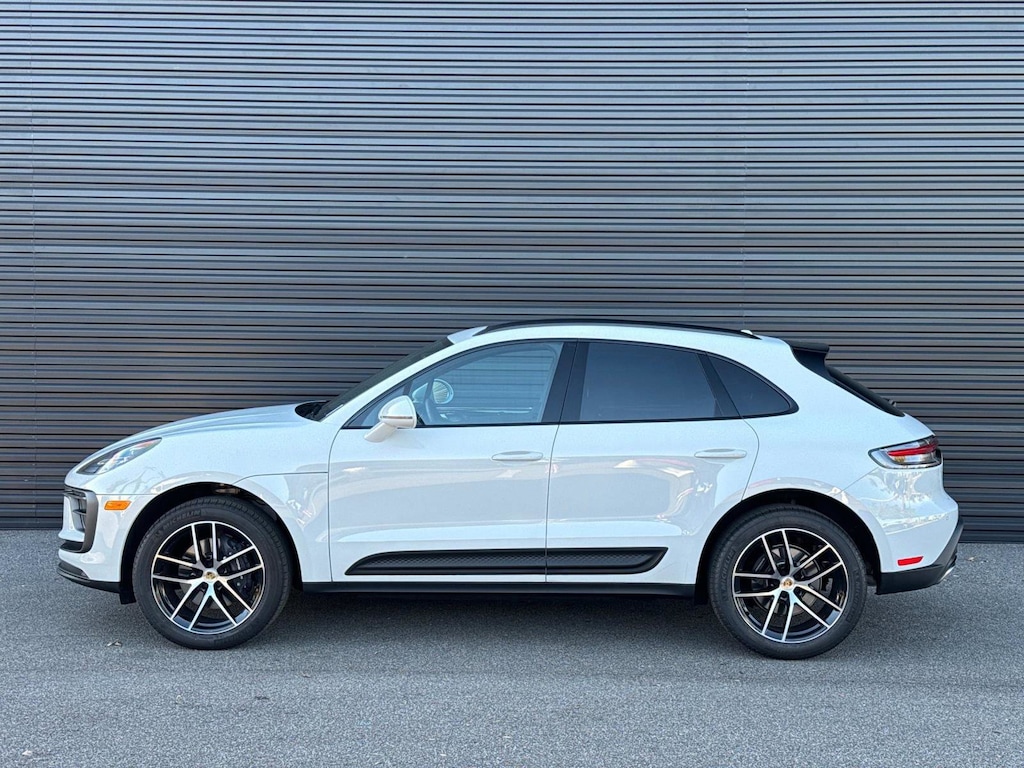 New 2025 Porsche Macan  SUV