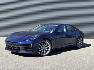 2026 Porsche Panamera 4