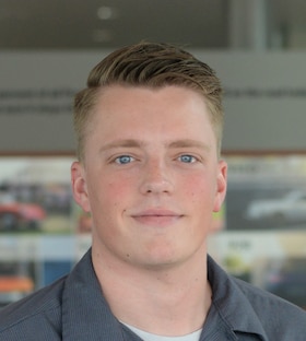 Staff member Caleb from ID_e80797289e82