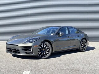 2026 Porsche Panamera 4