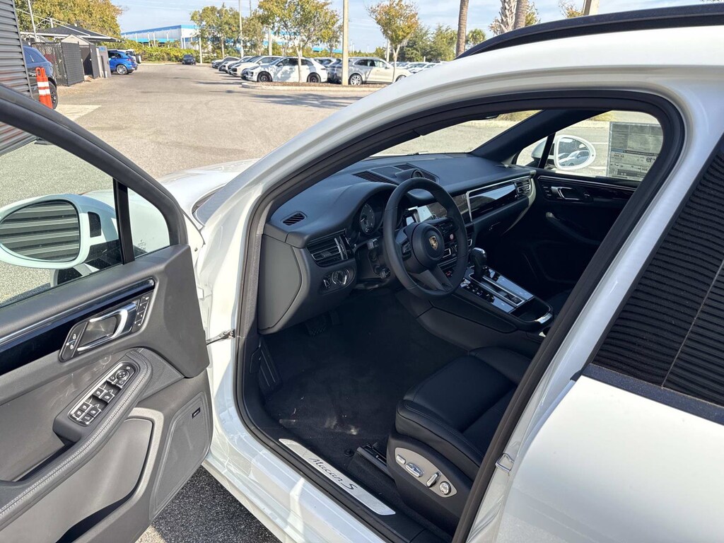 New 2026 Porsche Macan S