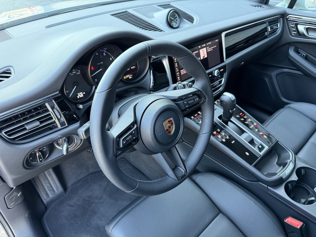 New 2026 Porsche Macan