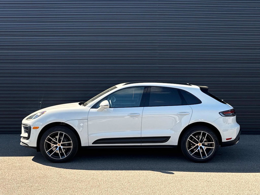 New 2025 Porsche Macan  SUV
