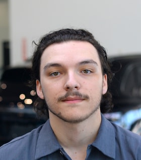 Staff member Jordan from ID_e80797289e82