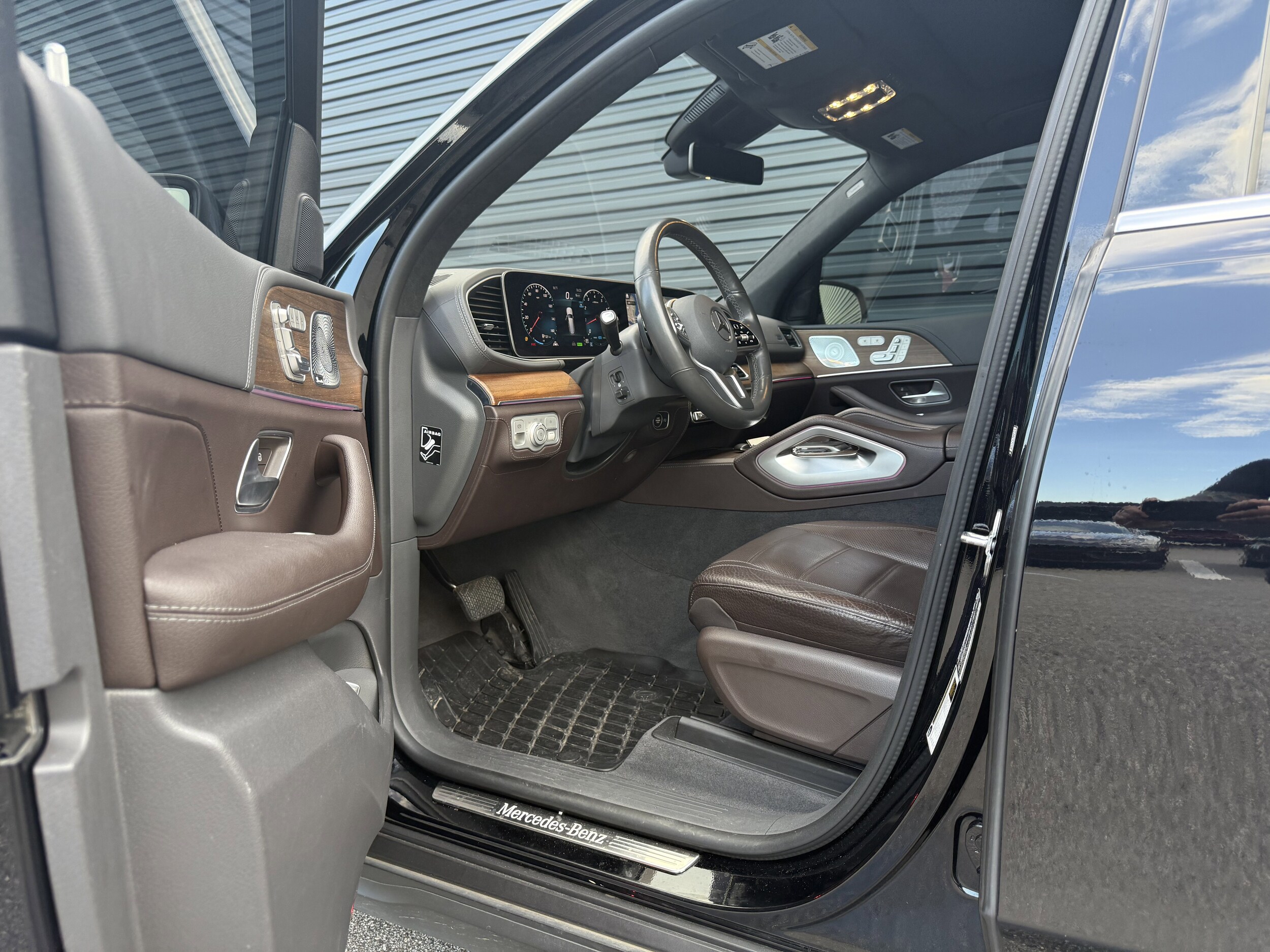 2020 Mercedes Benz GLS 450 photo 3