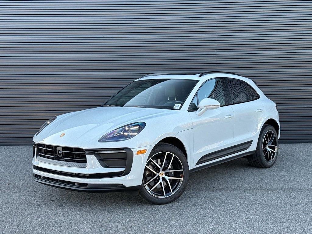 New 2025 Porsche Macan  SUV