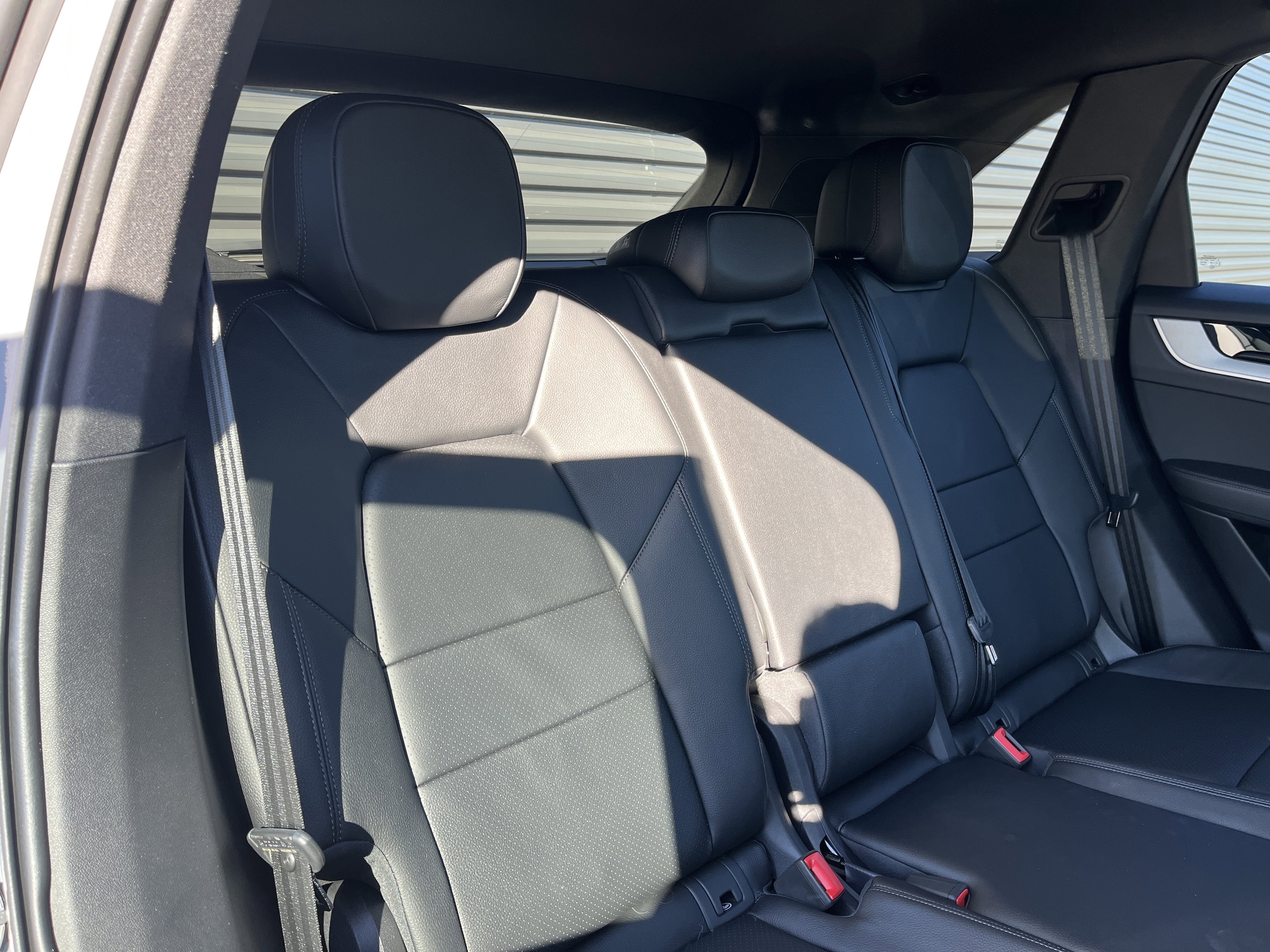 2025 Porsche Cayenne Base - Photo 26