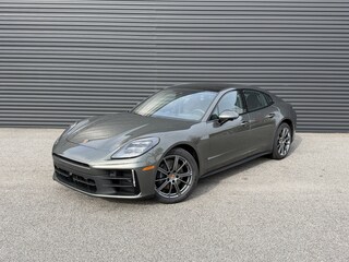 2026 Porsche Panamera 4