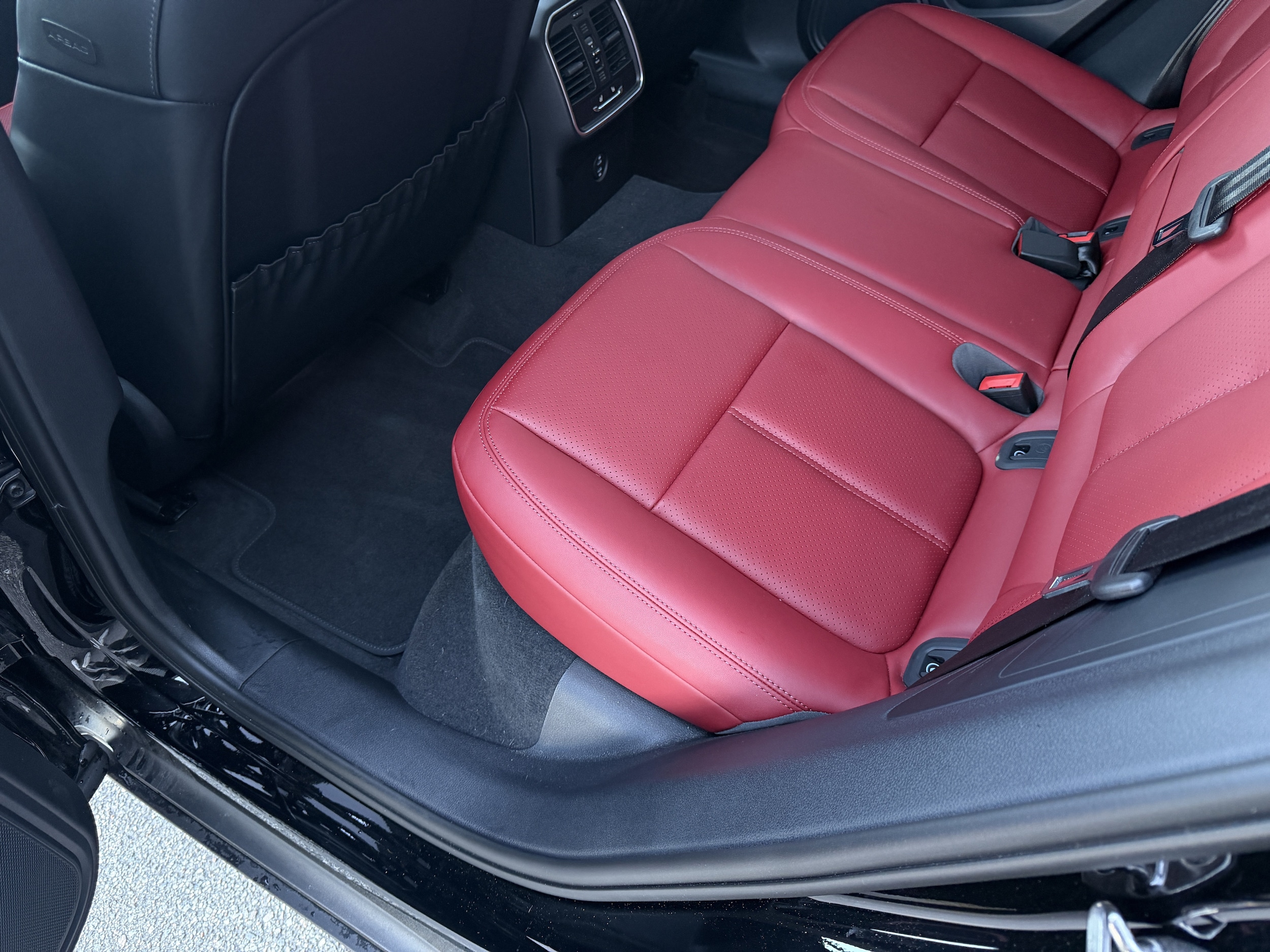 2026 Porsche Macan Base - Photo 17