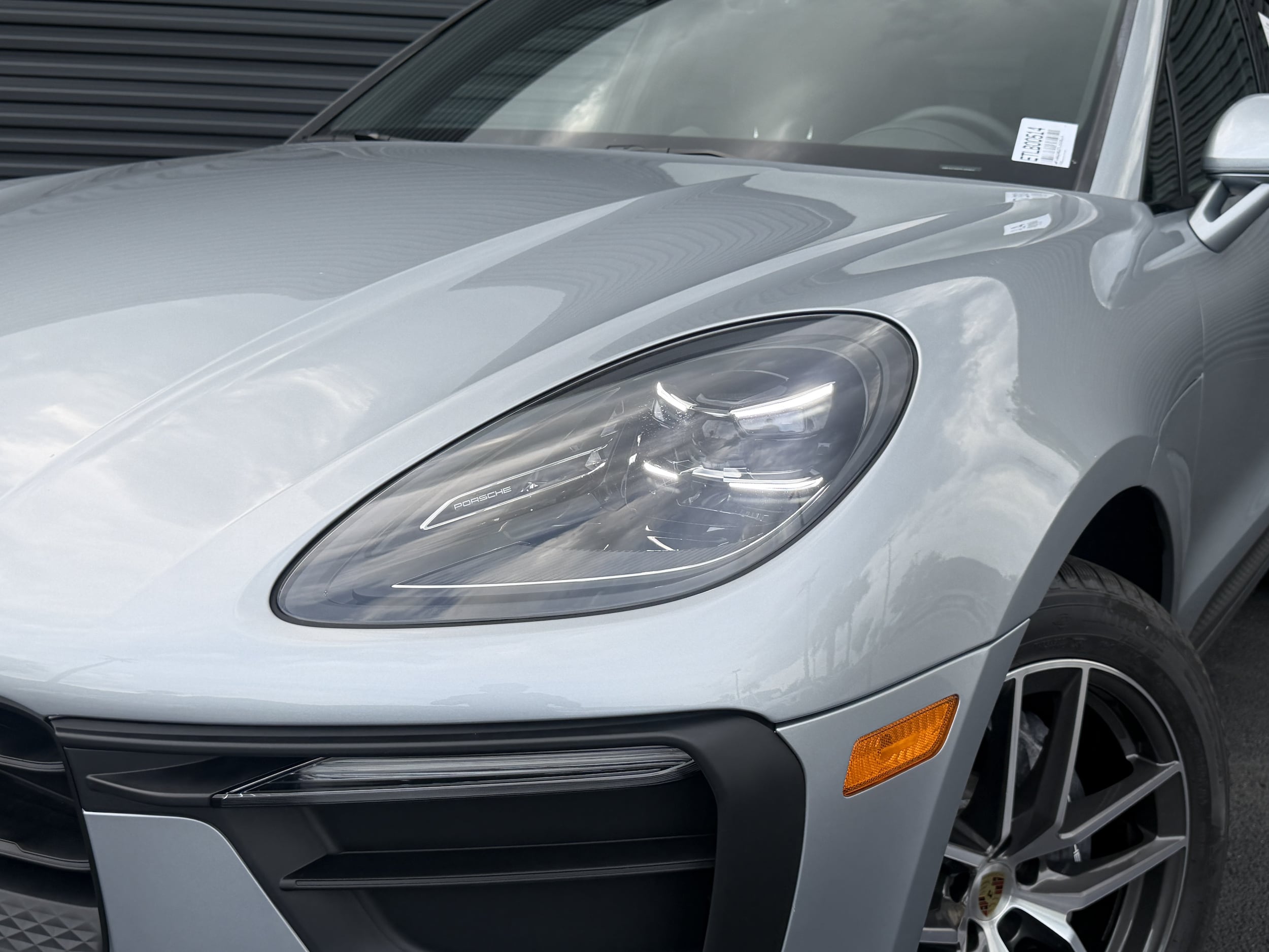 2026 Porsche Macan Base - Photo 12