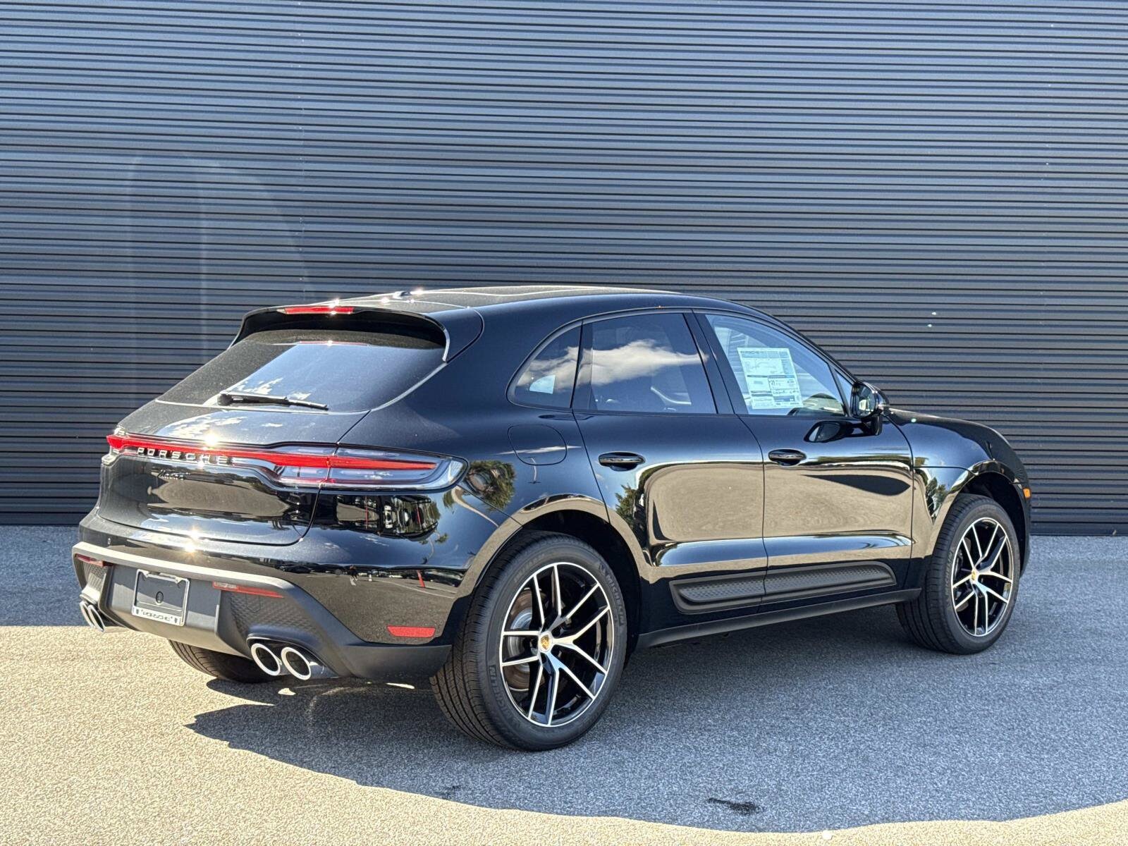 2026 Porsche Macan Base - Photo 7