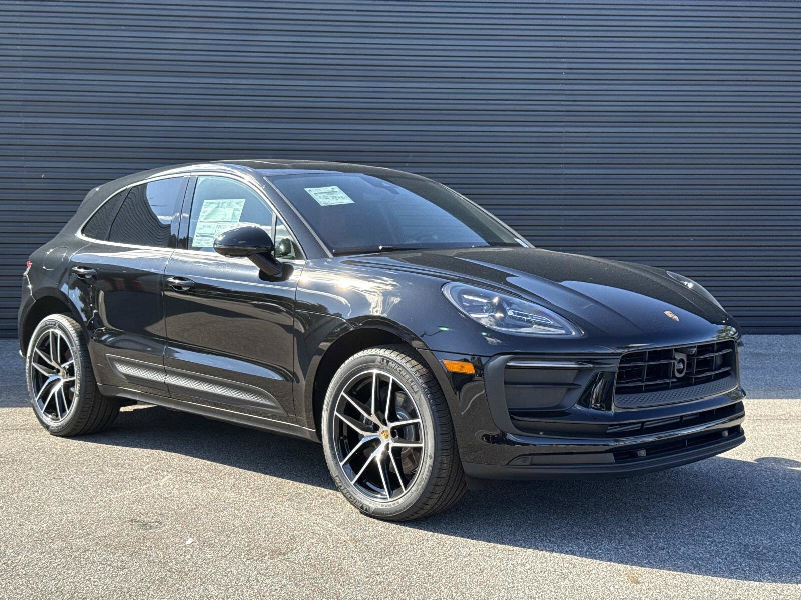 2026 Porsche Macan Base - Photo 9