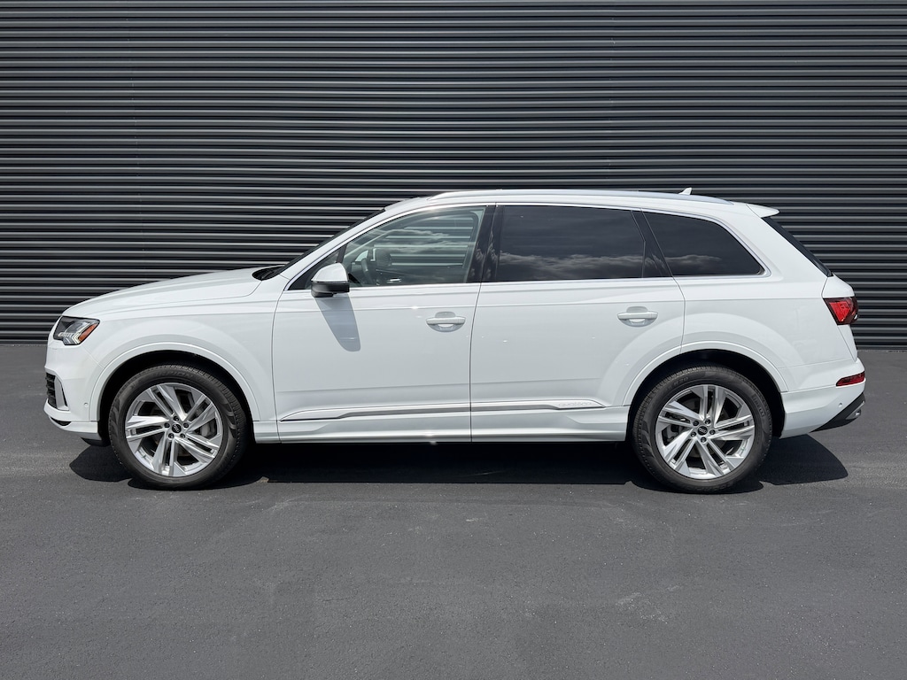 Used 2023 Audi Q7 55 Premium SUV