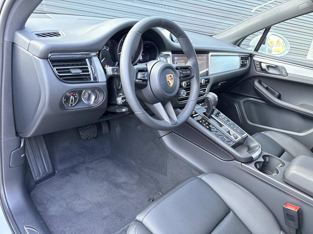 New 2026 Porsche Macan