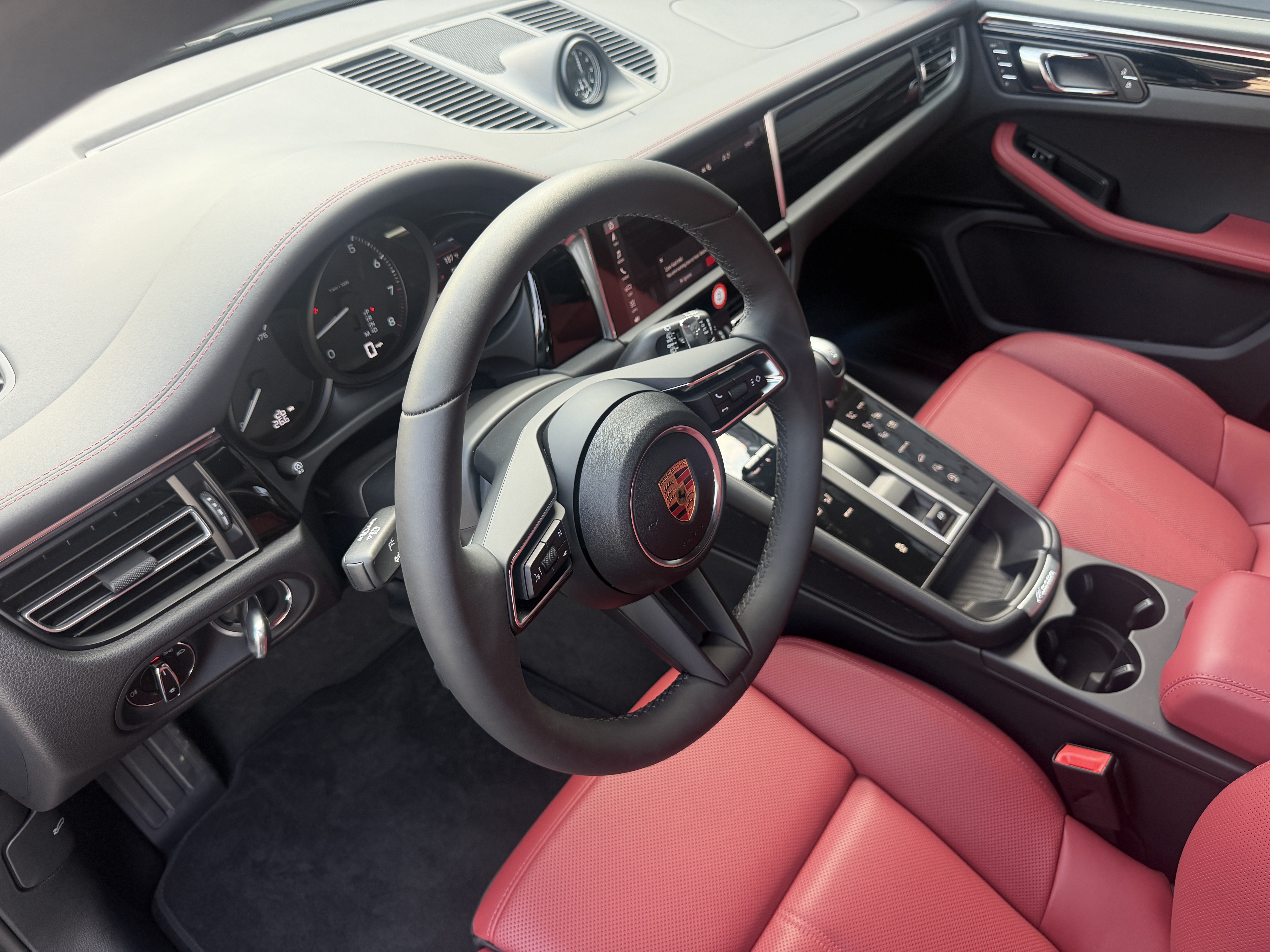 New 2026 Porsche Macan