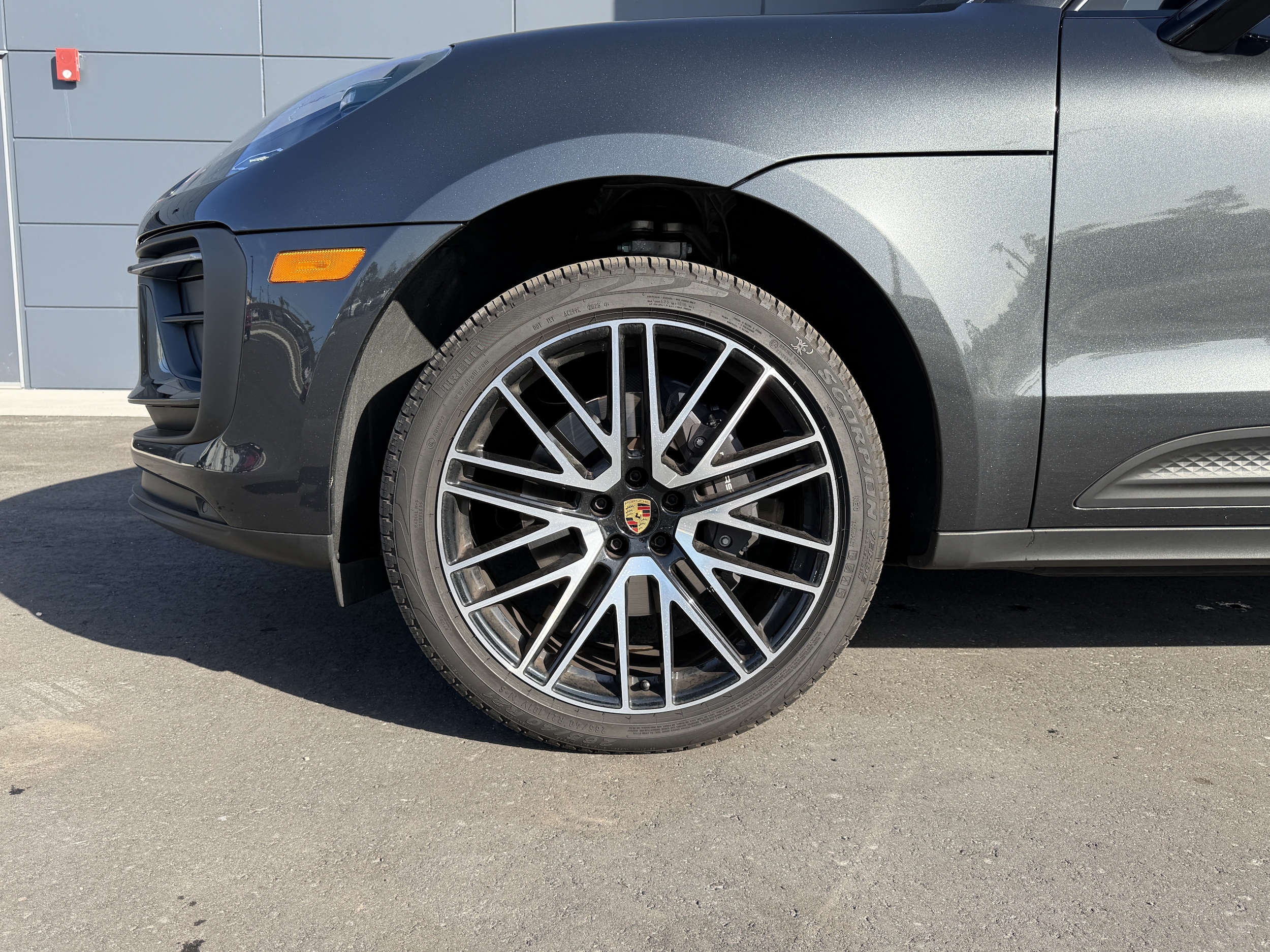 2026 Porsche Macan Base - Photo 12