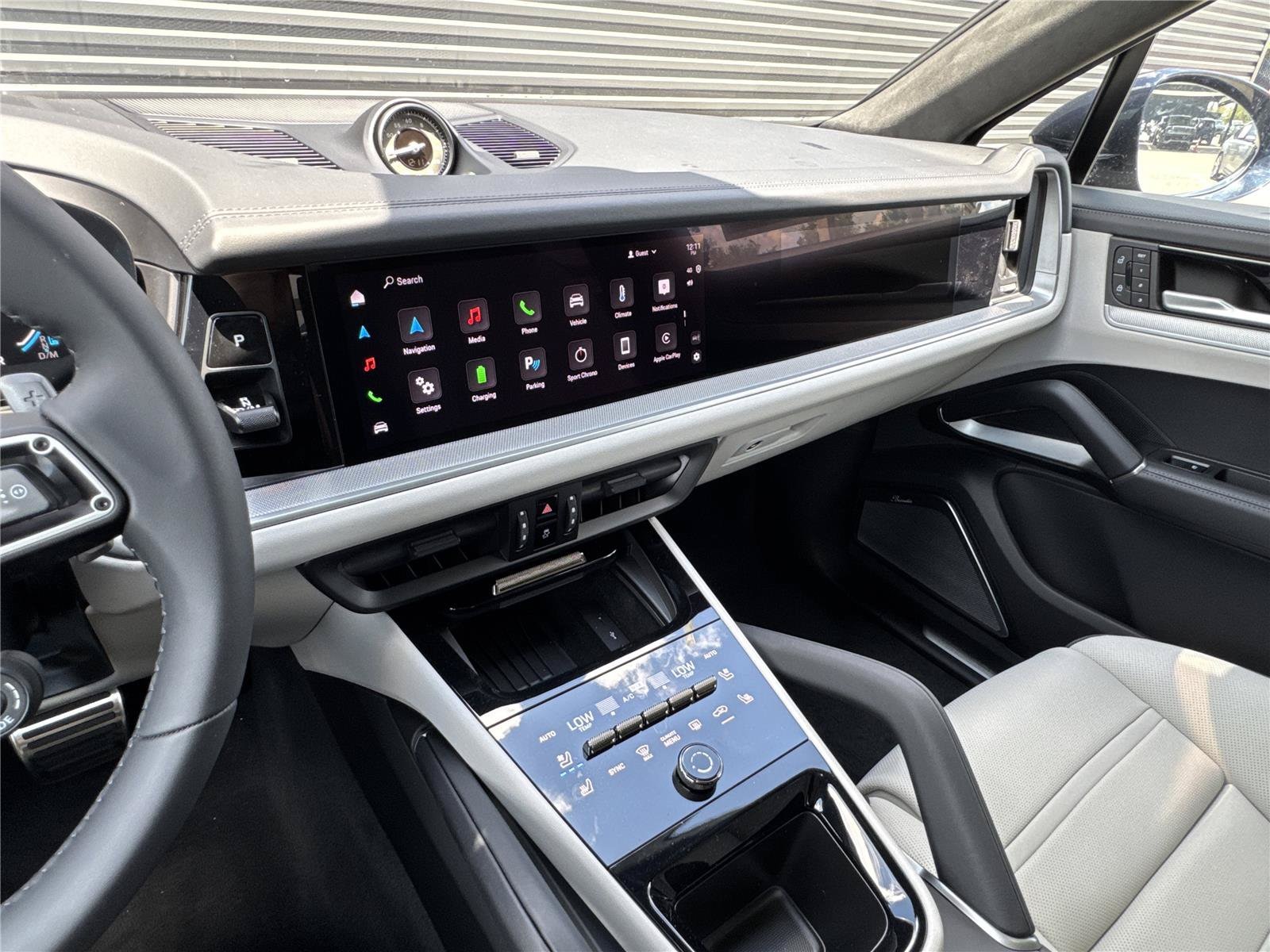 2025 Porsche Cayenne Coup E-Hybrid - Photo 27