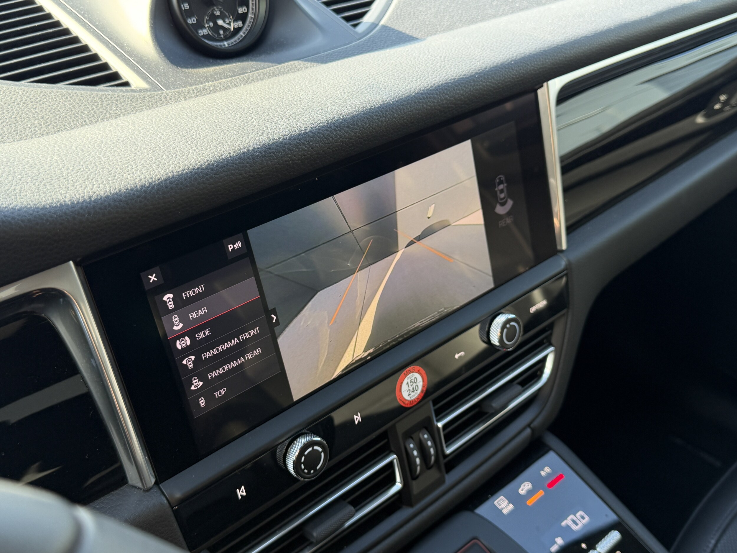 2026 Porsche Macan Base - Photo 38