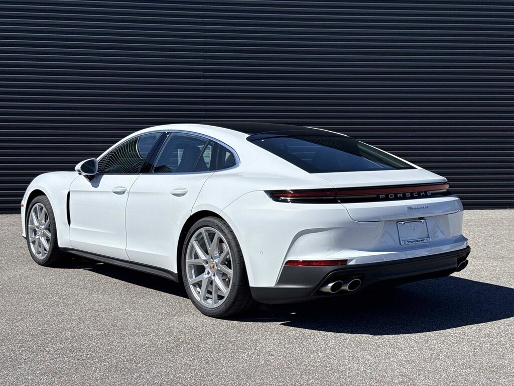 New 2026 Porsche Panamera