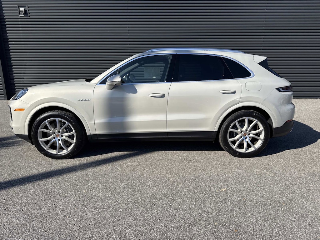 New 2026 Porsche Cayenne E-Hybrid