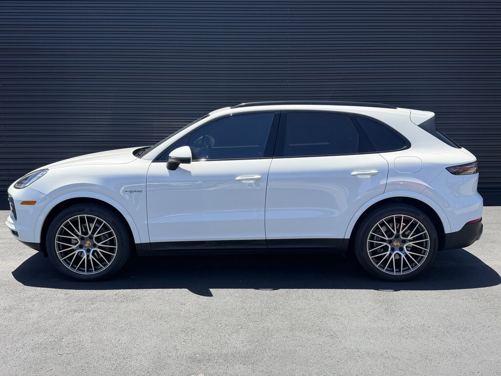 Certified 2021 Porsche Cayenne E-Hybrid Base SUV