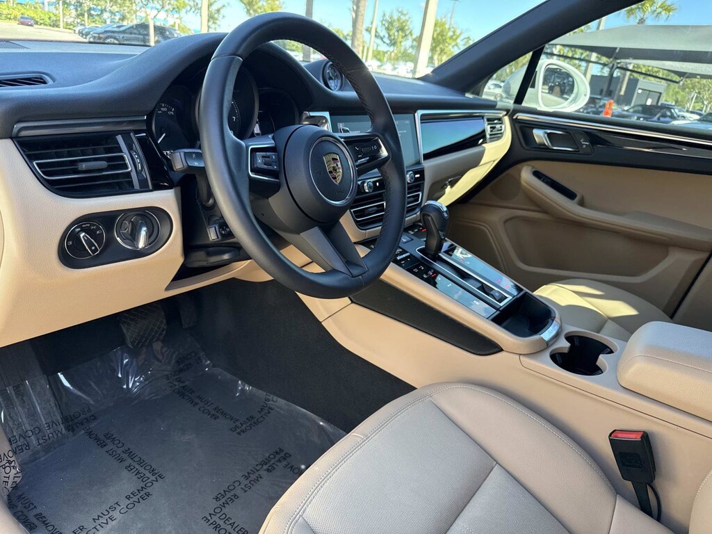 Used 2022 Porsche Macan  SUV