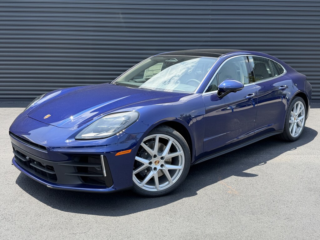 New 2026 Porsche Panamera