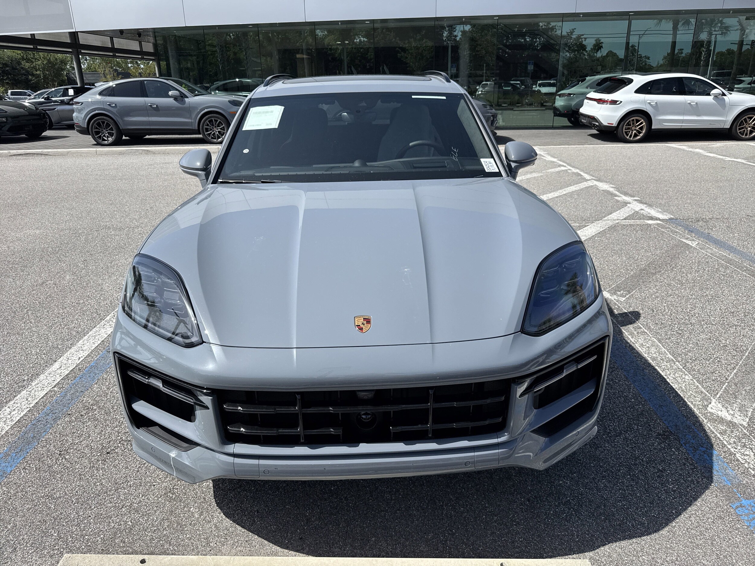 2025 Porsche Cayenne GTS photo 2
