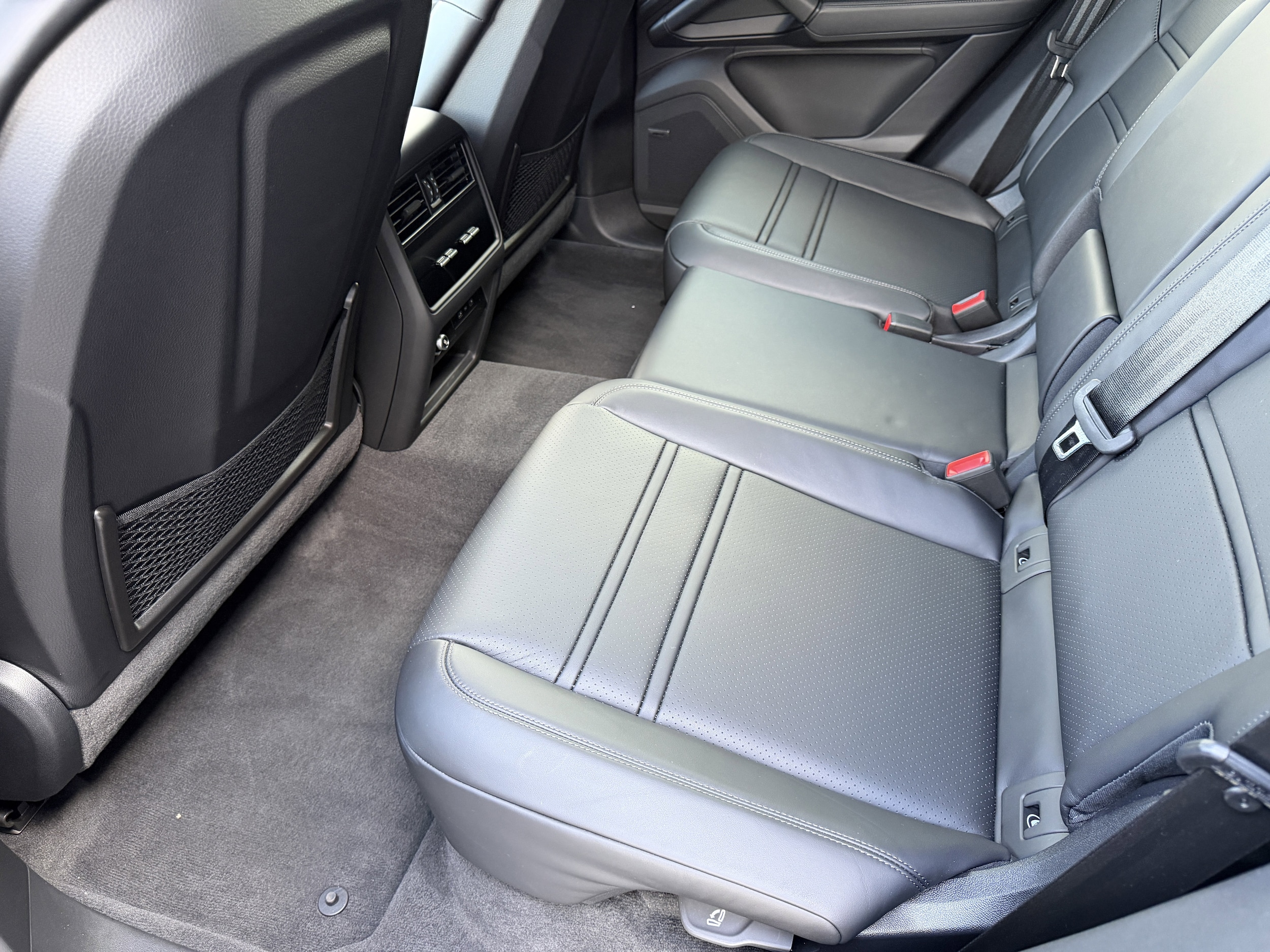 2026 Porsche Cayenne Base - Photo 16