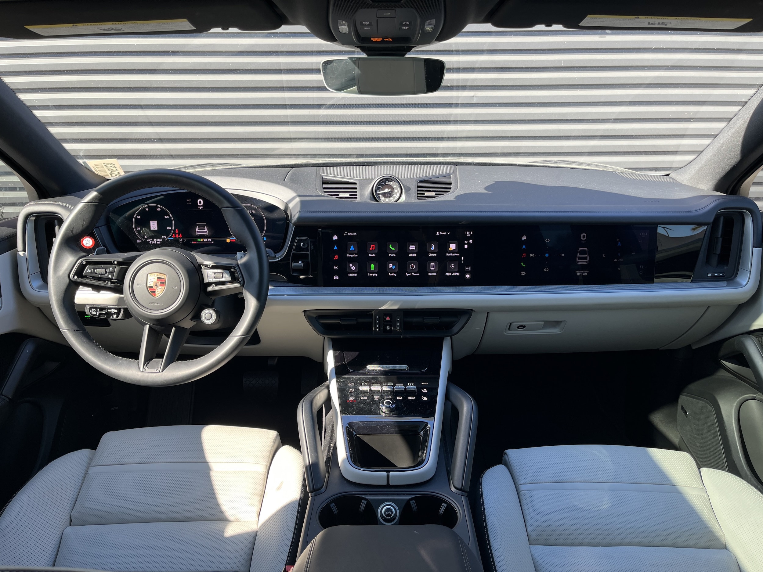 2025 Porsche Cayenne Coup E-Hybrid - Photo 24
