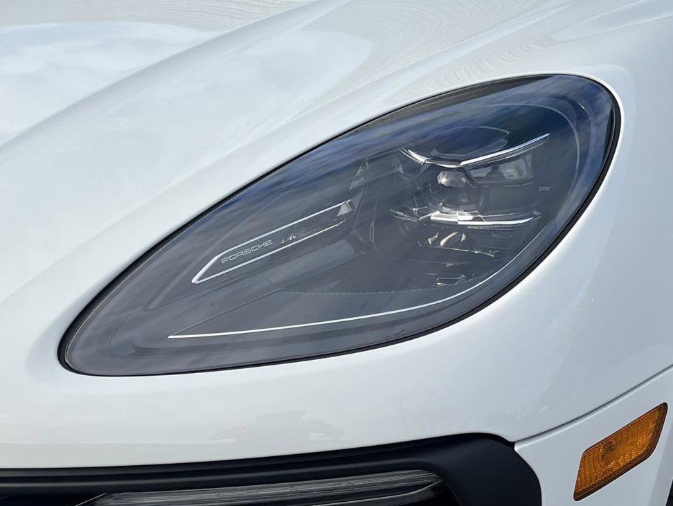 2025 Porsche Macan Base - Photo 12