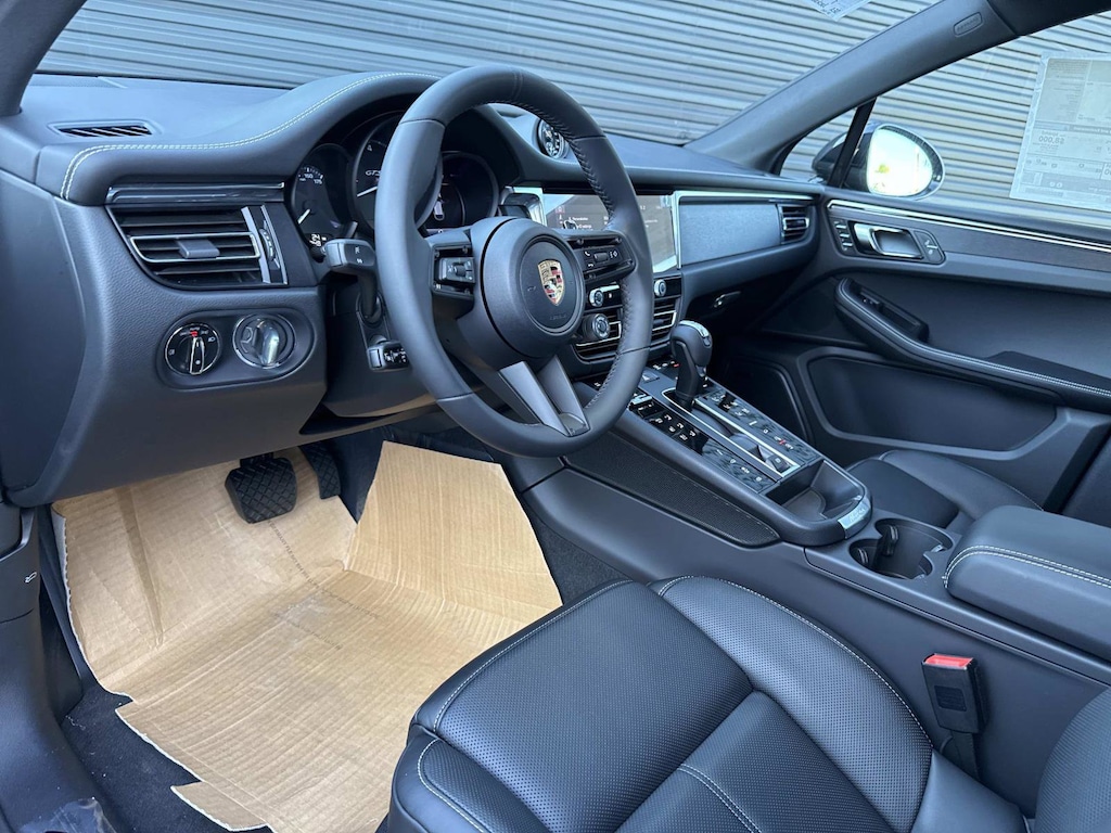 New 2026 Porsche Macan GTS