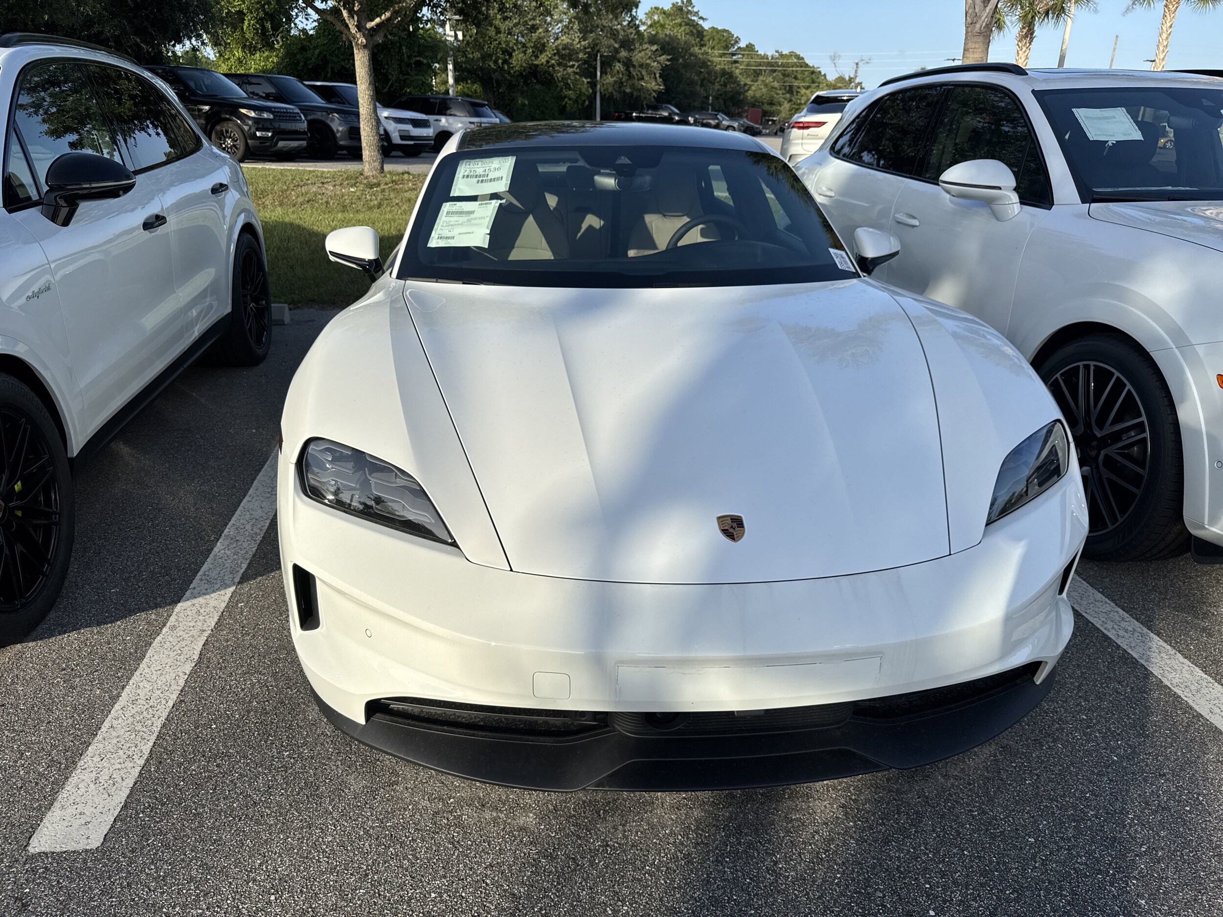 2025 Porsche Taycan Turbo photo 2