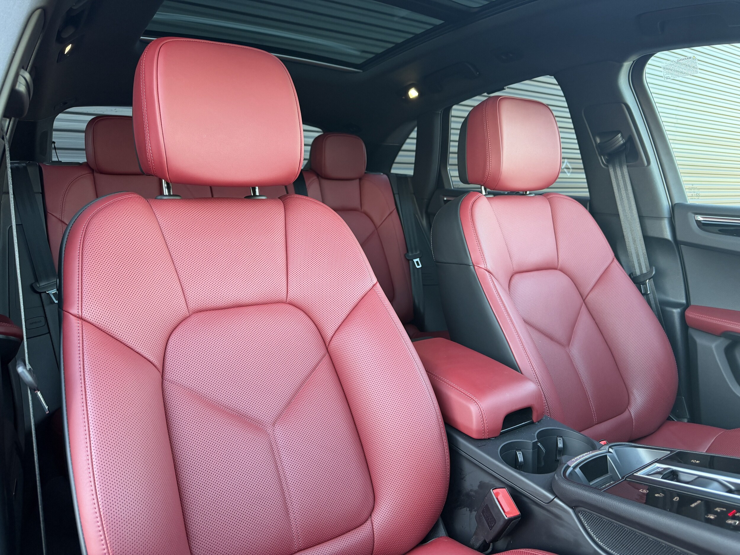 2026 Porsche Macan Base - Photo 21