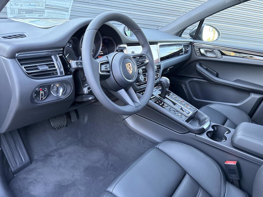 New 2026 Porsche Macan