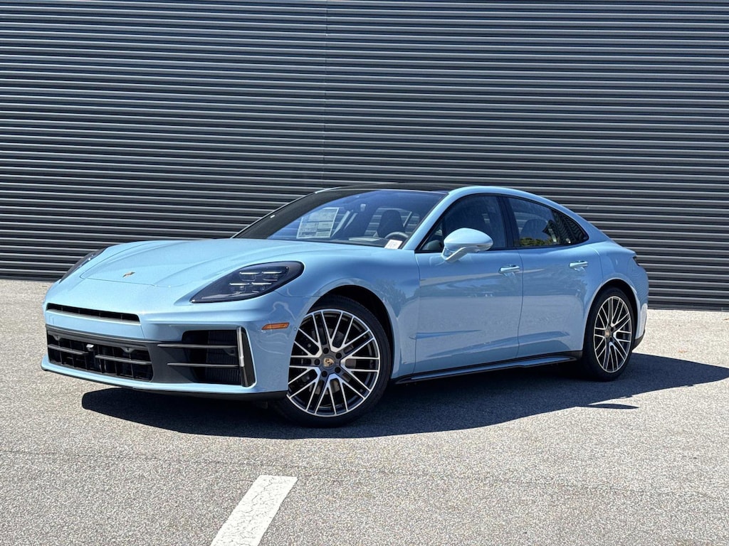 New 2026 Porsche Panamera 4