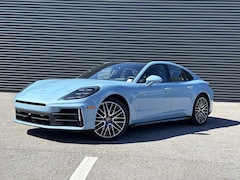 2026 Porsche Panamera 4