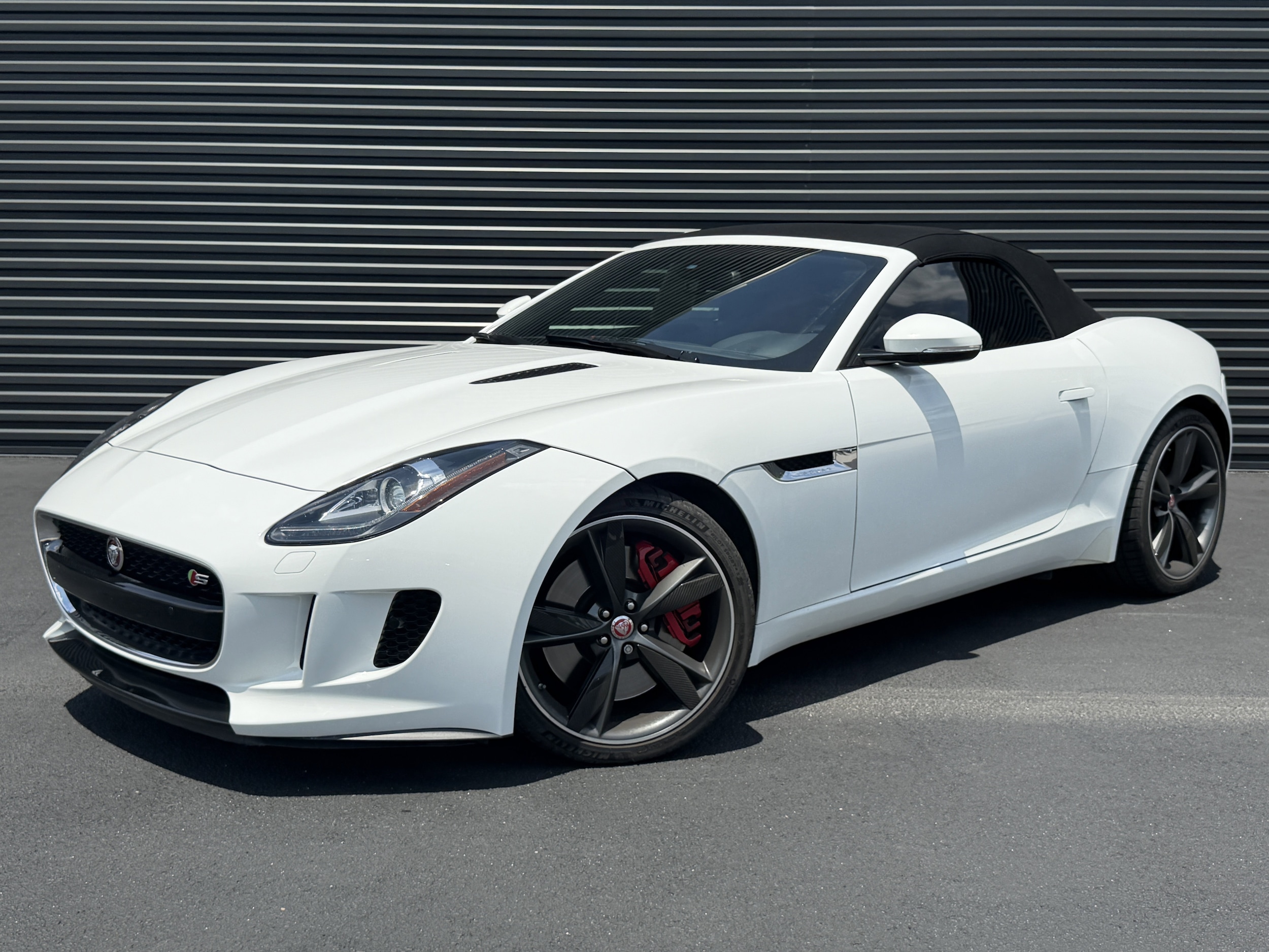 2015 Jaguar F-TYPE S Convertible's photo