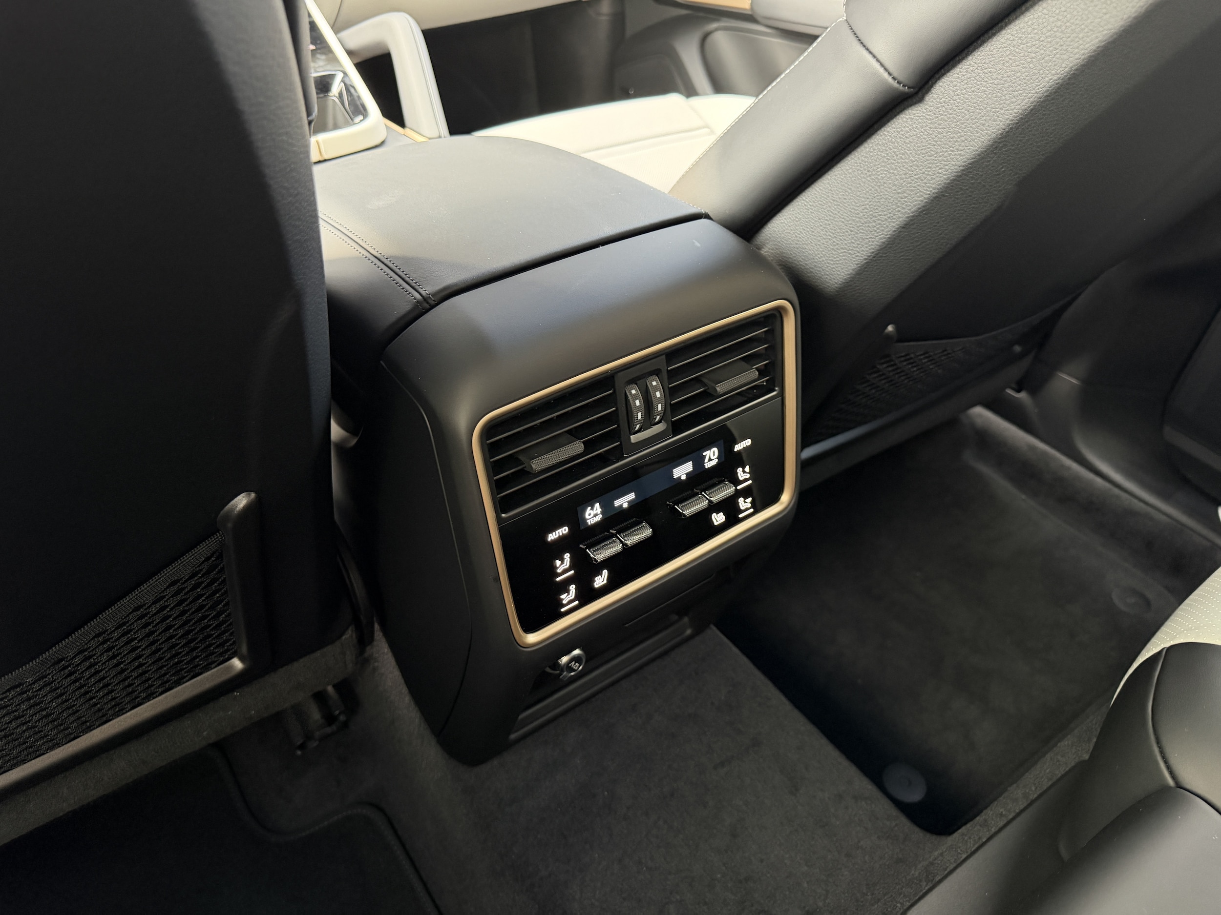 2026 Porsche Cayenne Coupe Base - Photo 18