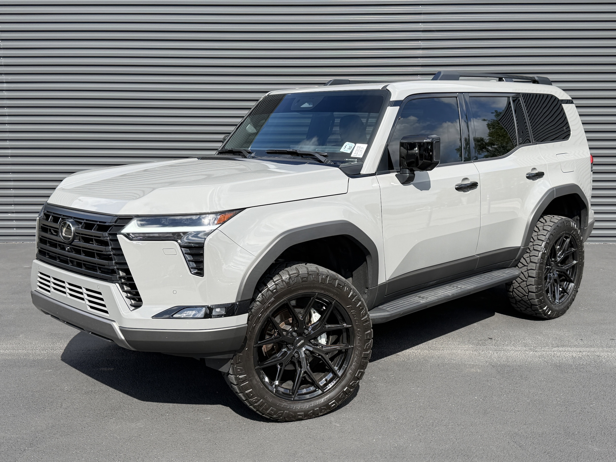 2024 Lexus GX 460 550 Overtrail's photo